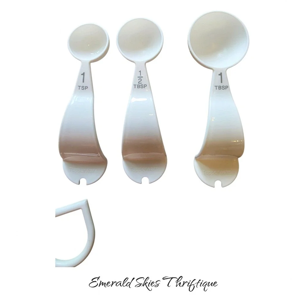 Tupperware White Measuring Spoons Set D Ring Curved Gray Letters 3484 free ship